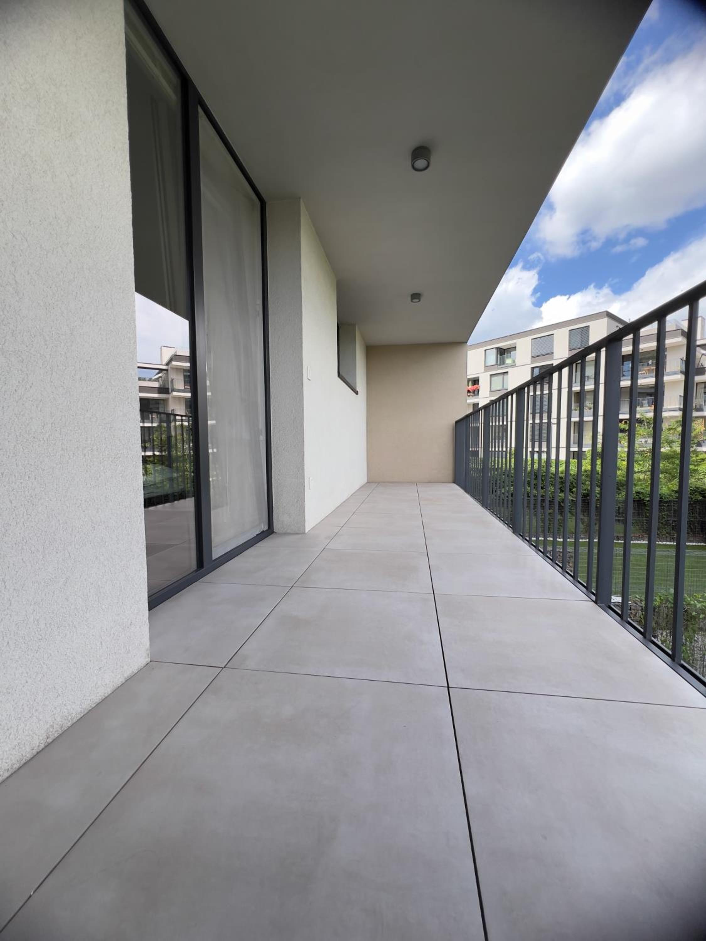 BNB New Beautiful Apartment in the Center of Ostrava with option Garage Parking