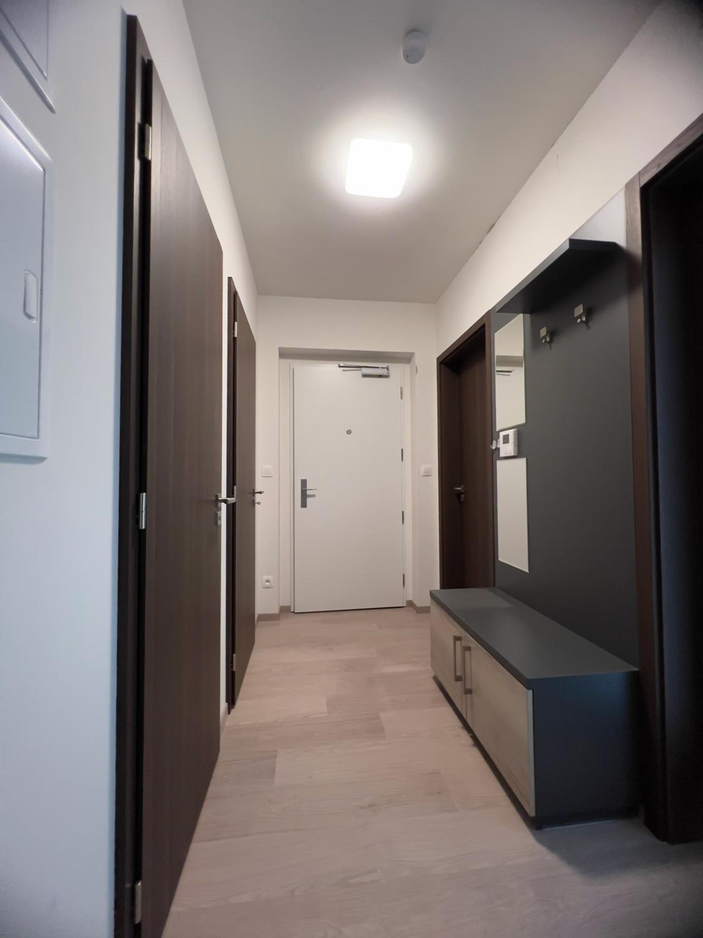 BNB New Beautiful Apartment in the Center of Ostrava with option Garage Parking