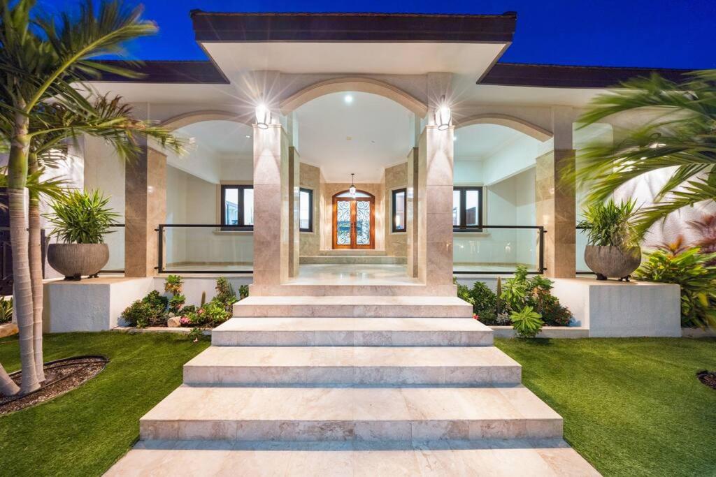 Bocobay Sol Palmera Villa