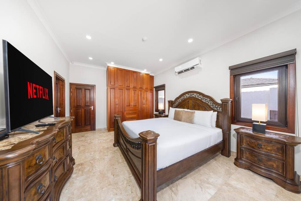 Bocobay Sol Palmera Villa