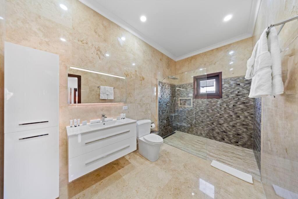 Bocobay Sol Palmera Villa