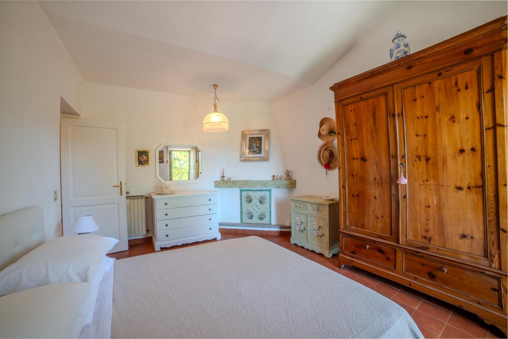 Il Borgo nel bosco