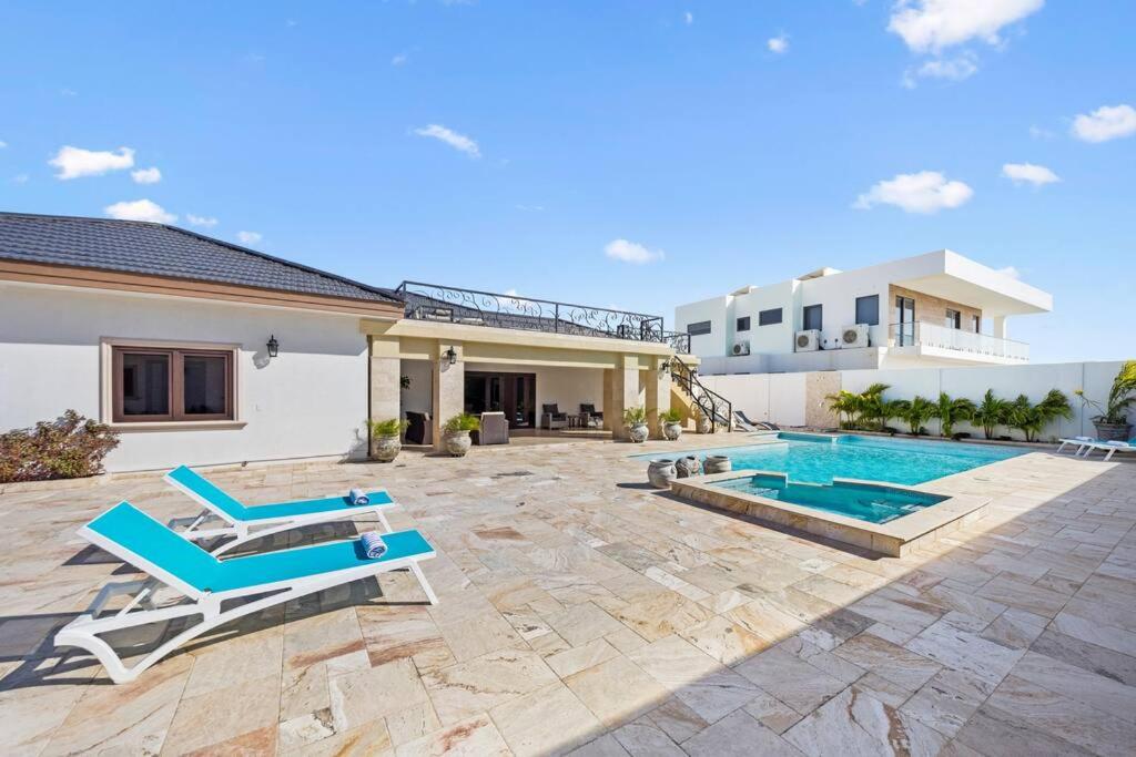 Bocobay Sol Palmera Villa