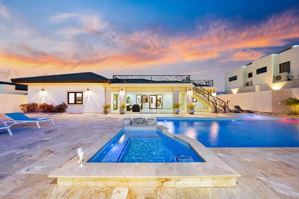 Bocobay Sol Palmera Villa