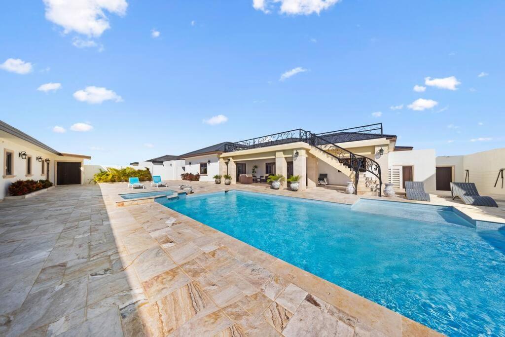 Bocobay Sol Palmera Villa