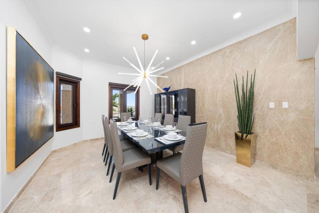 Bocobay Sol Palmera Villa