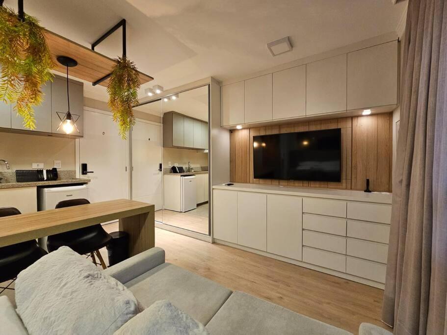 Studio Moderno Ap 67 Soho Life