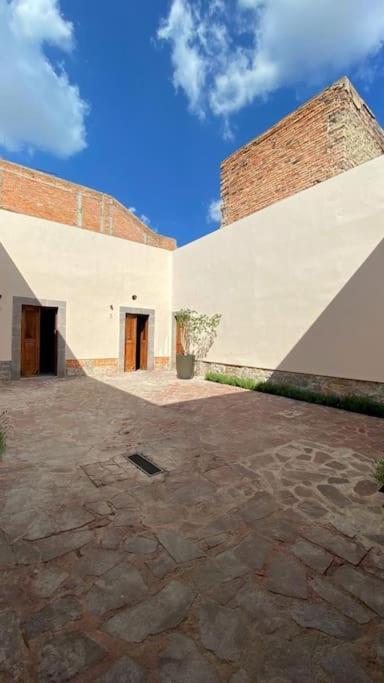 Unique COLIVING 2