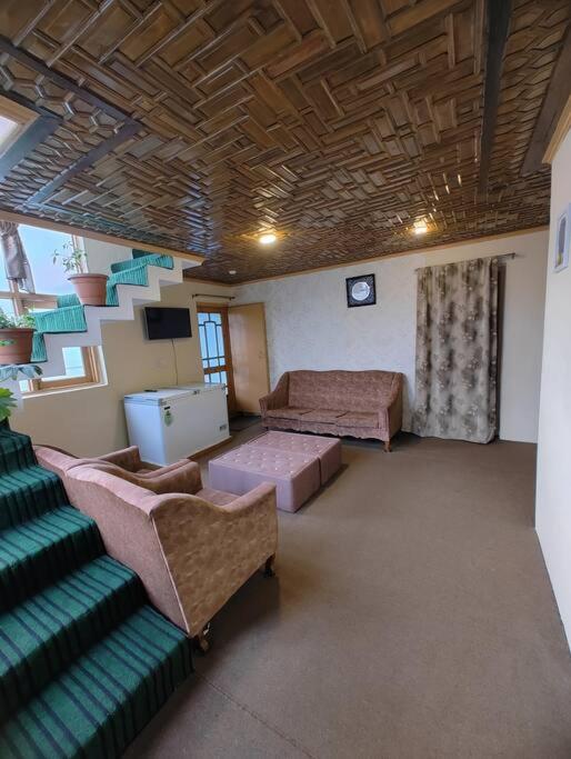 2 BHK Apartment in Srinagar view 2