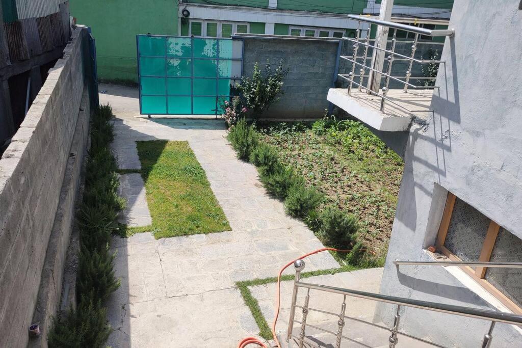 2 BHK Apartment in Srinagar view 3