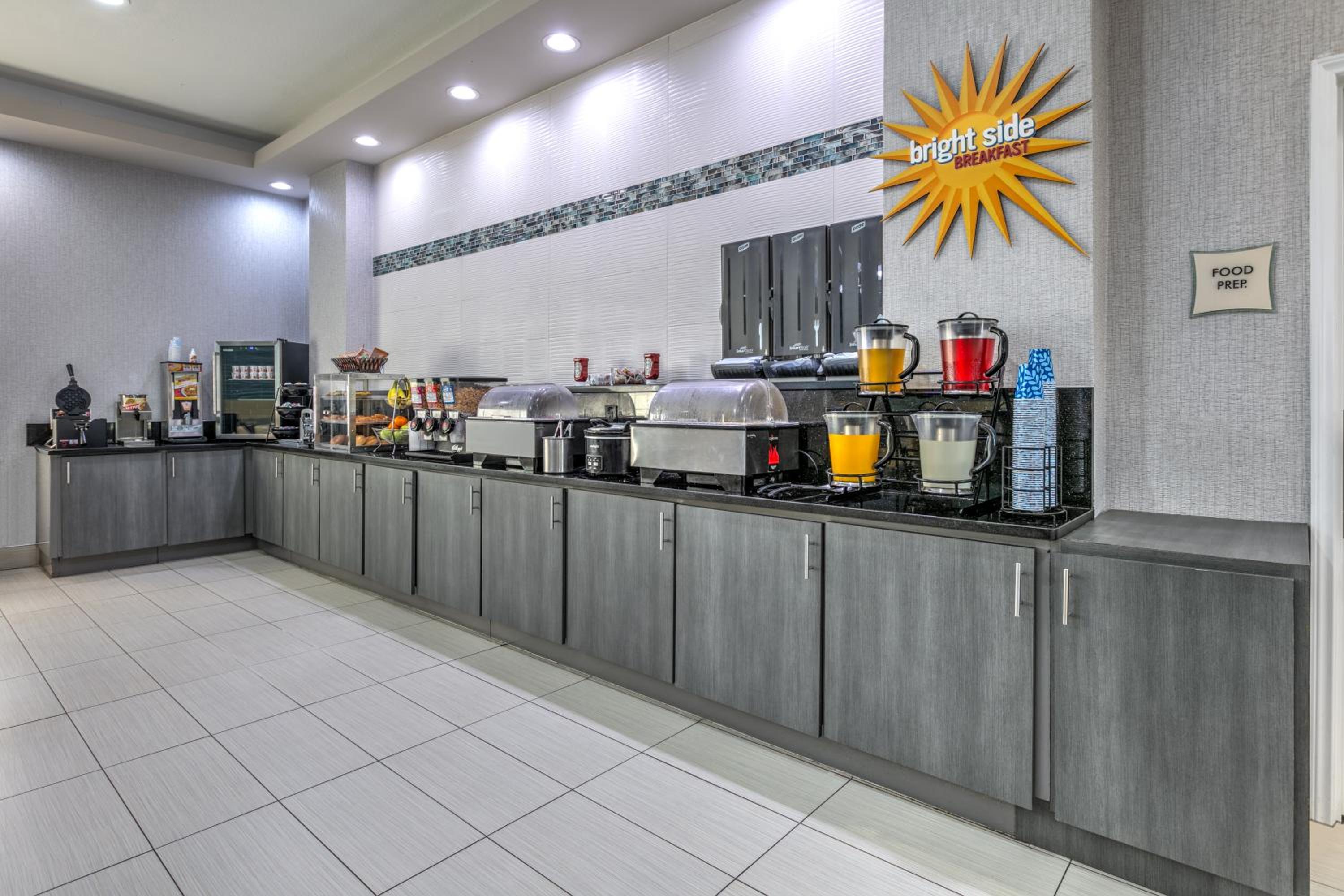 Weatherford Vacations - La Quinta by Wyndham Weatherford - Property Image 3