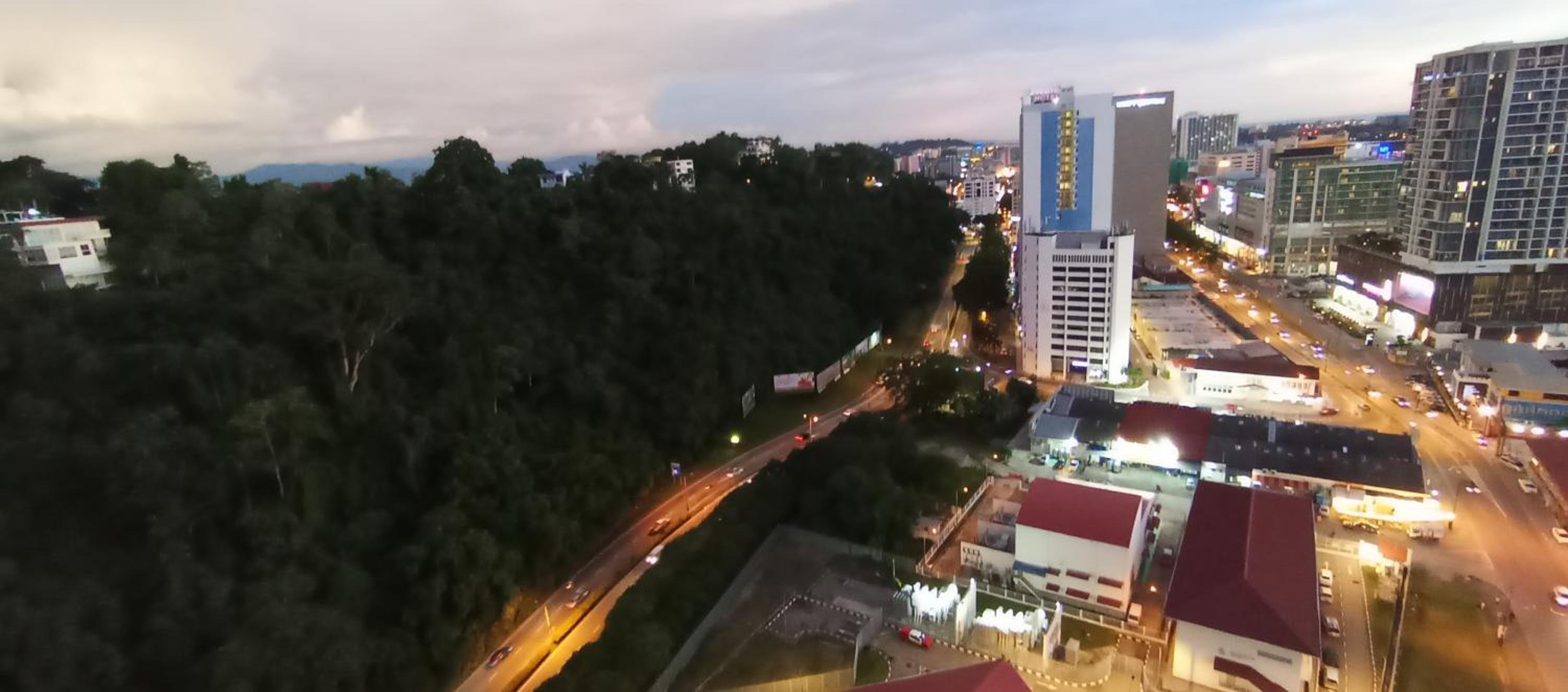 Jesselton Quay by Peach 2BR CityView High Floor photo 7