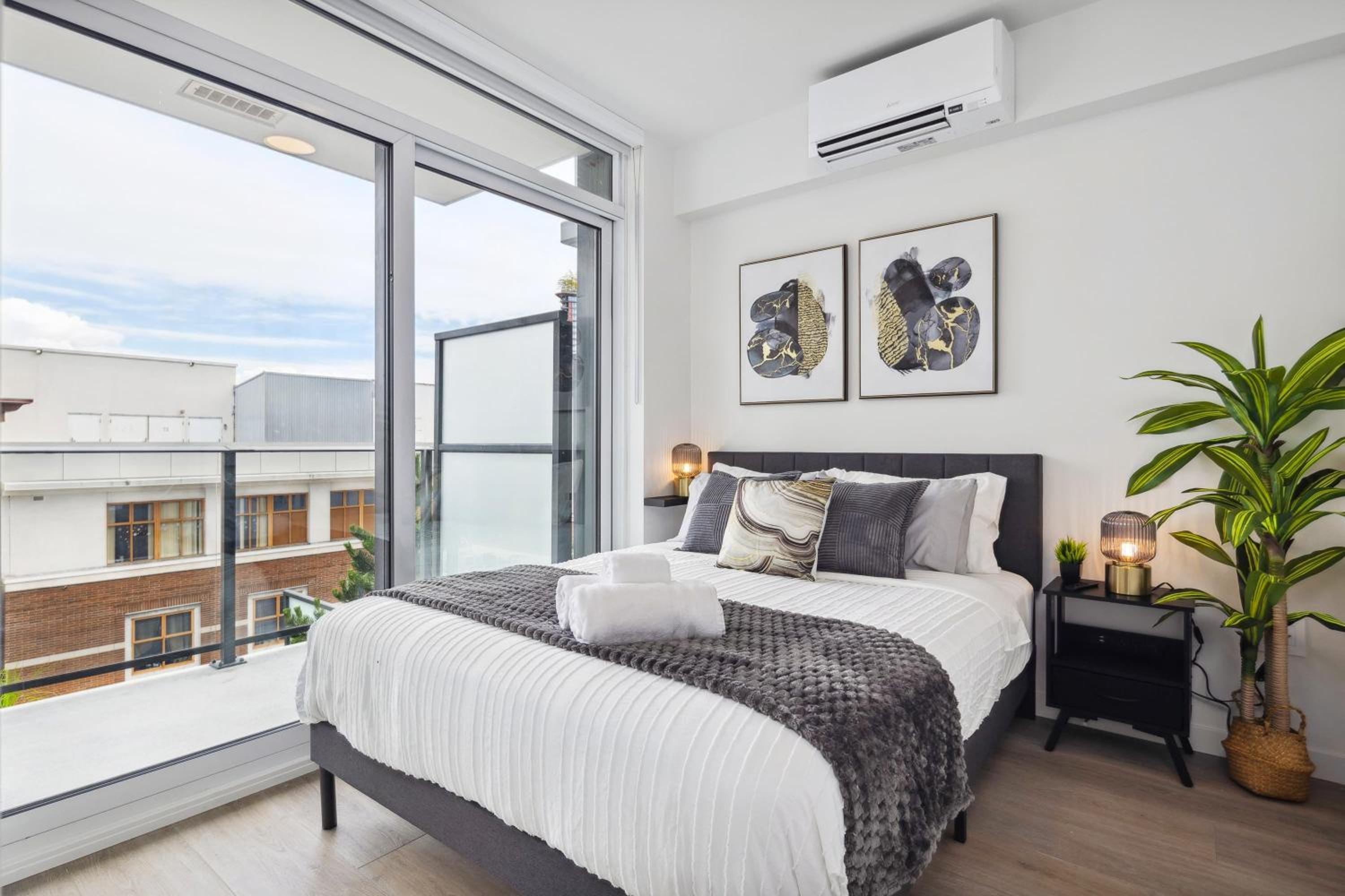 Brand New City Apt in Downtown Vancouver