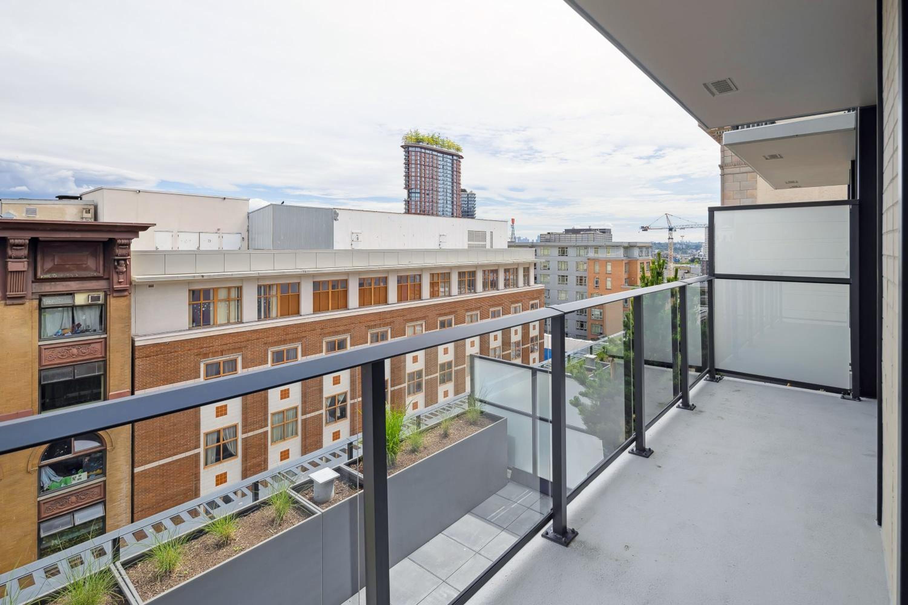 Brand New City Apt in Downtown Vancouver