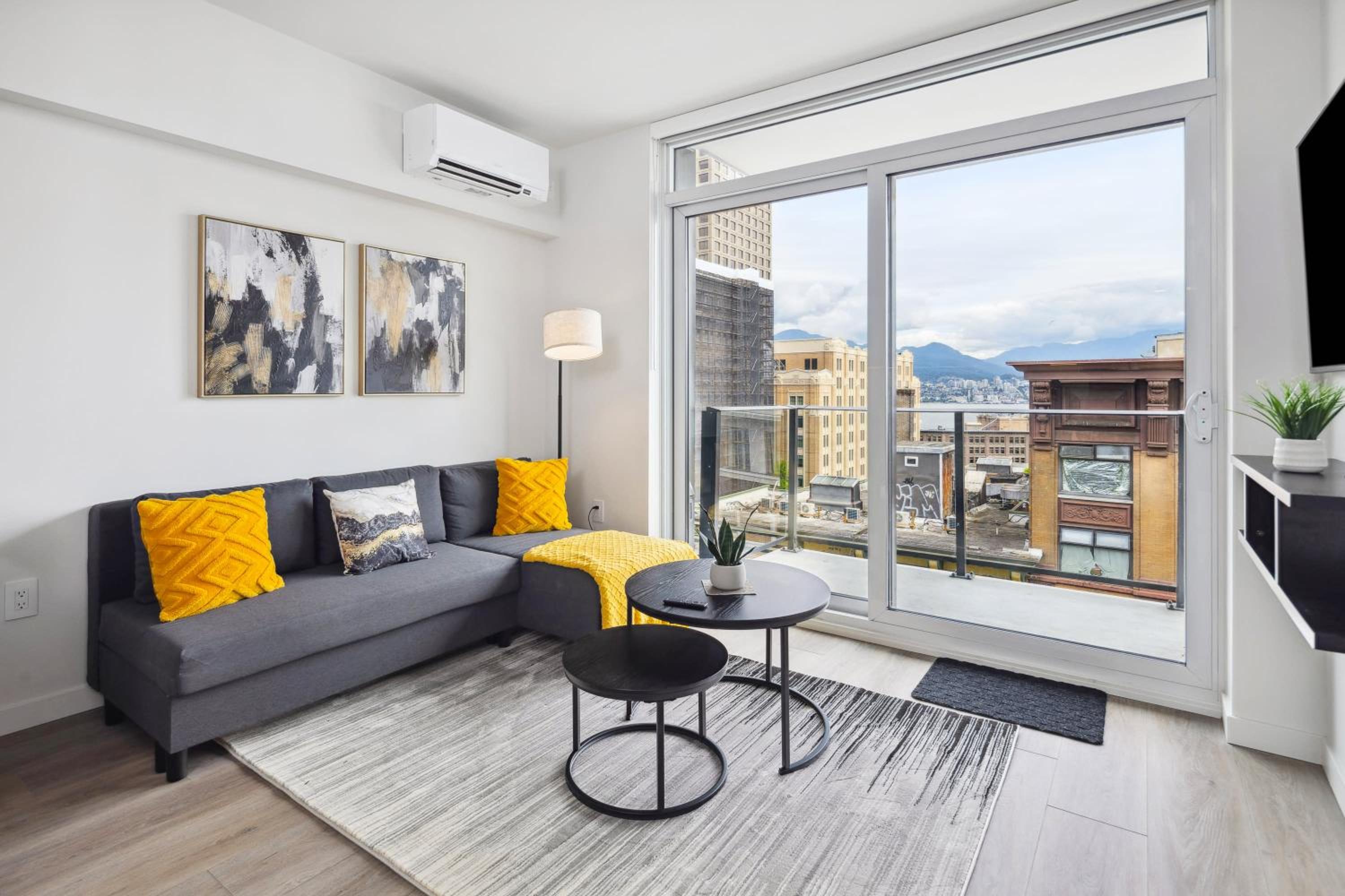 Brand New City Apt in Downtown Vancouver