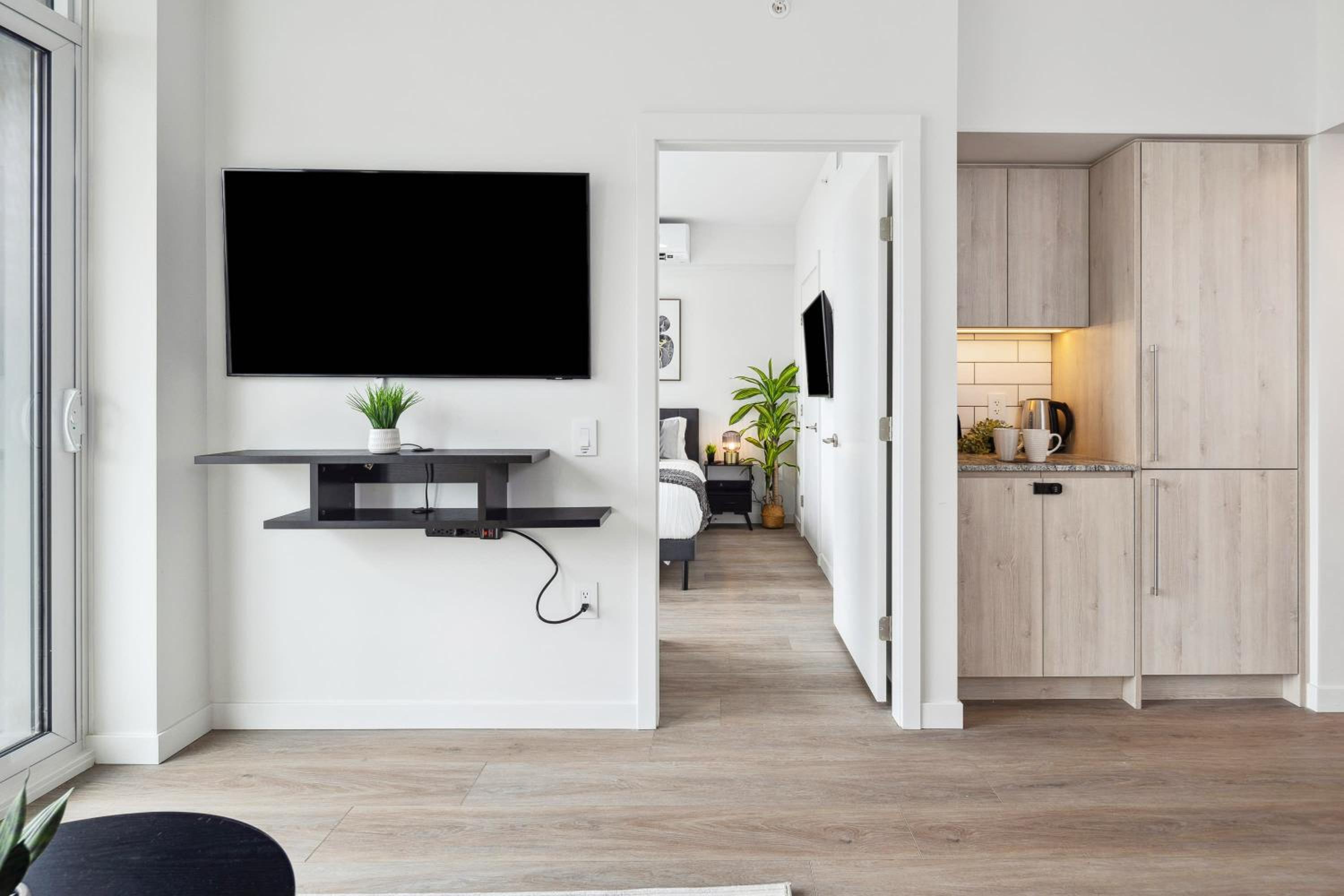 Brand New City Apt in Downtown Vancouver