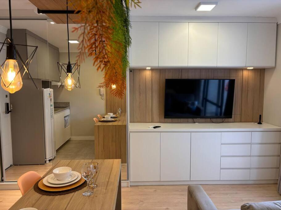 Studio Moderno com sacada Ap 25 Soho Life