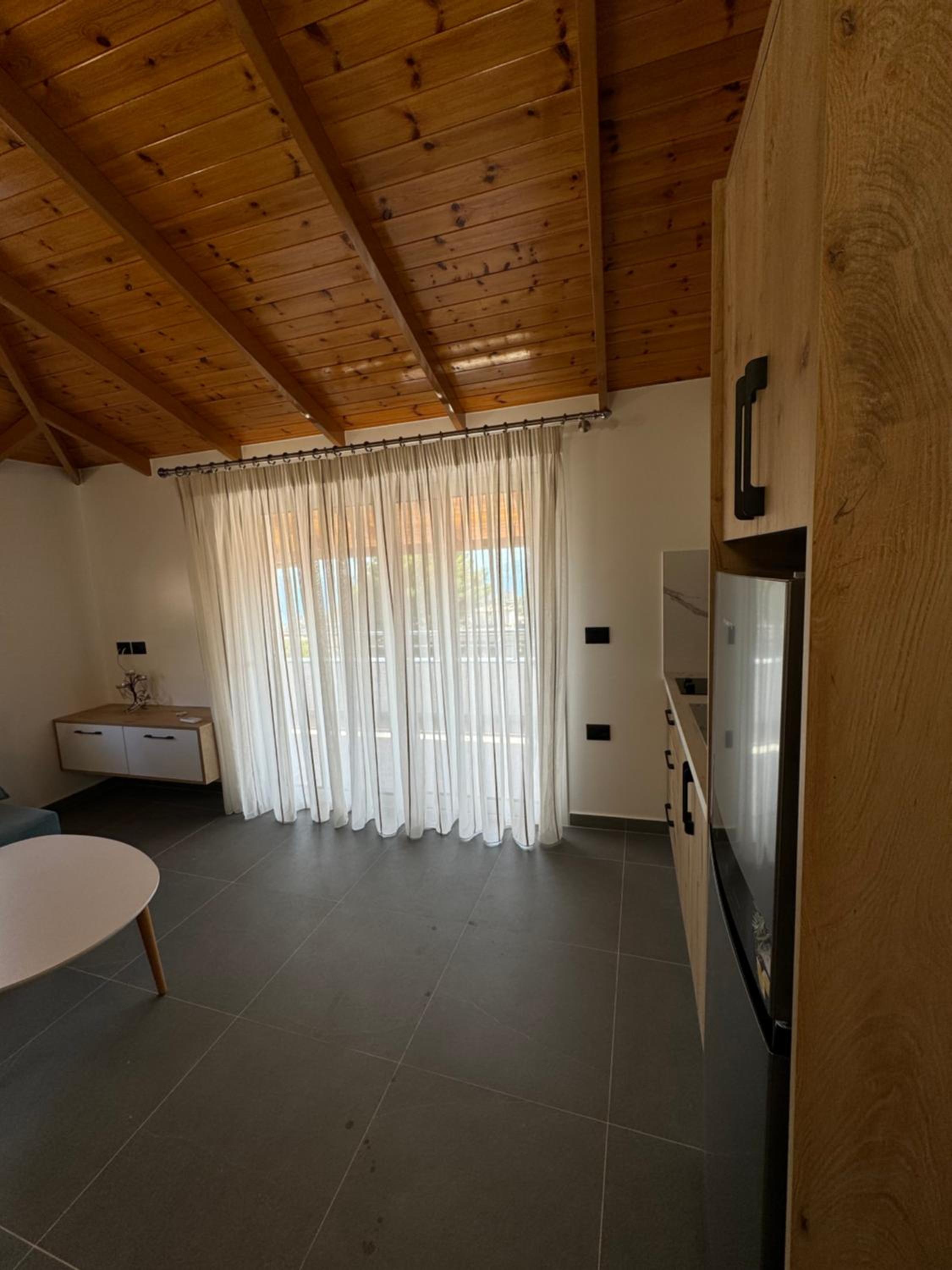 Adem Hillcrest Apartments