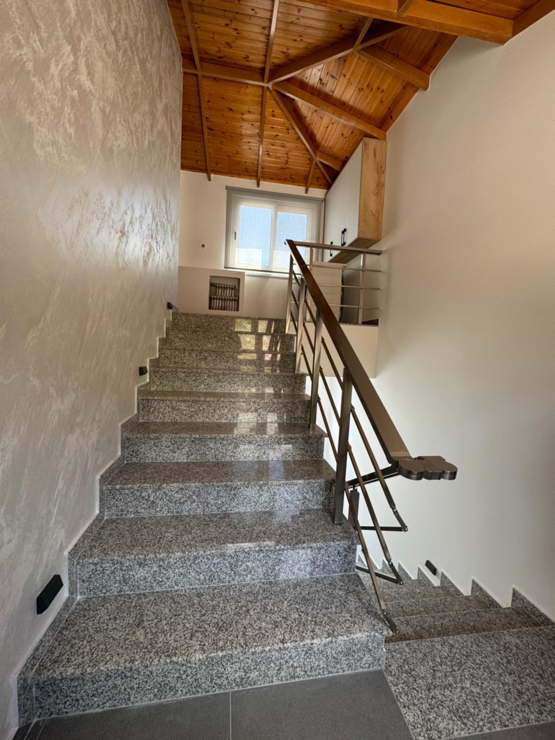 Adem Hillcrest Apartments