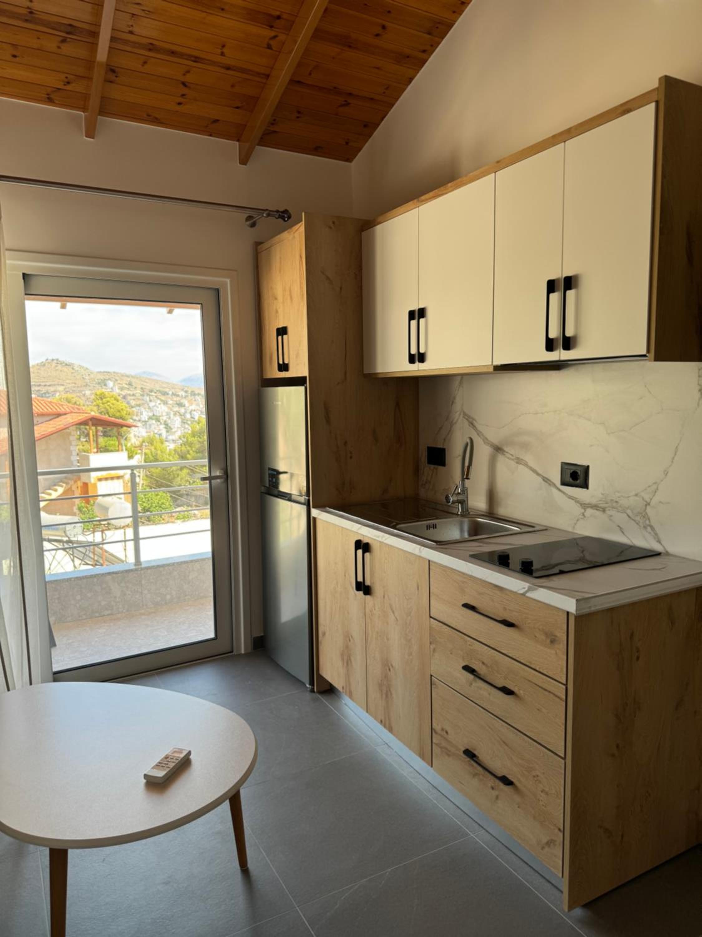 Adem Hillcrest Apartments