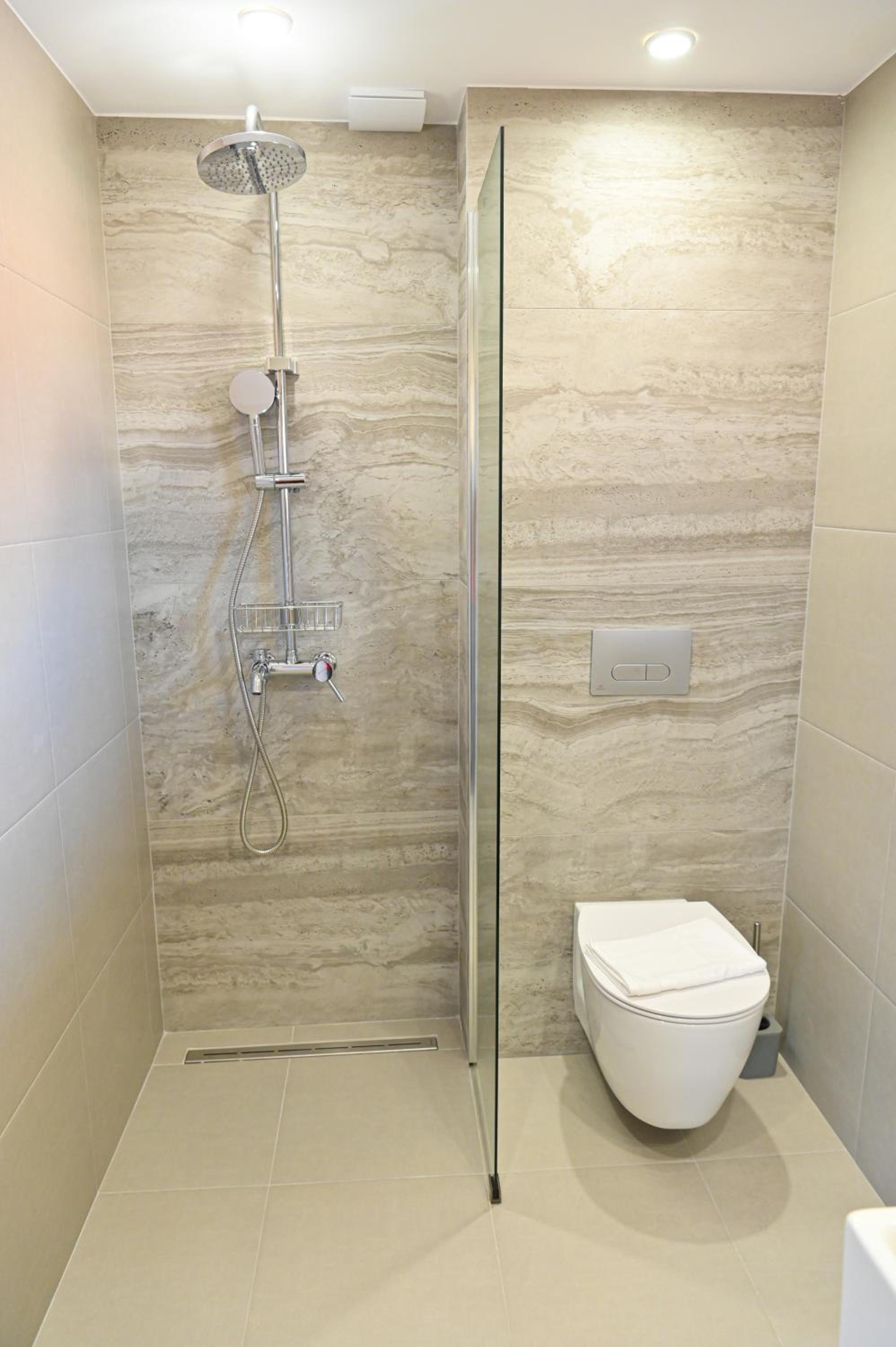 Guest House 7