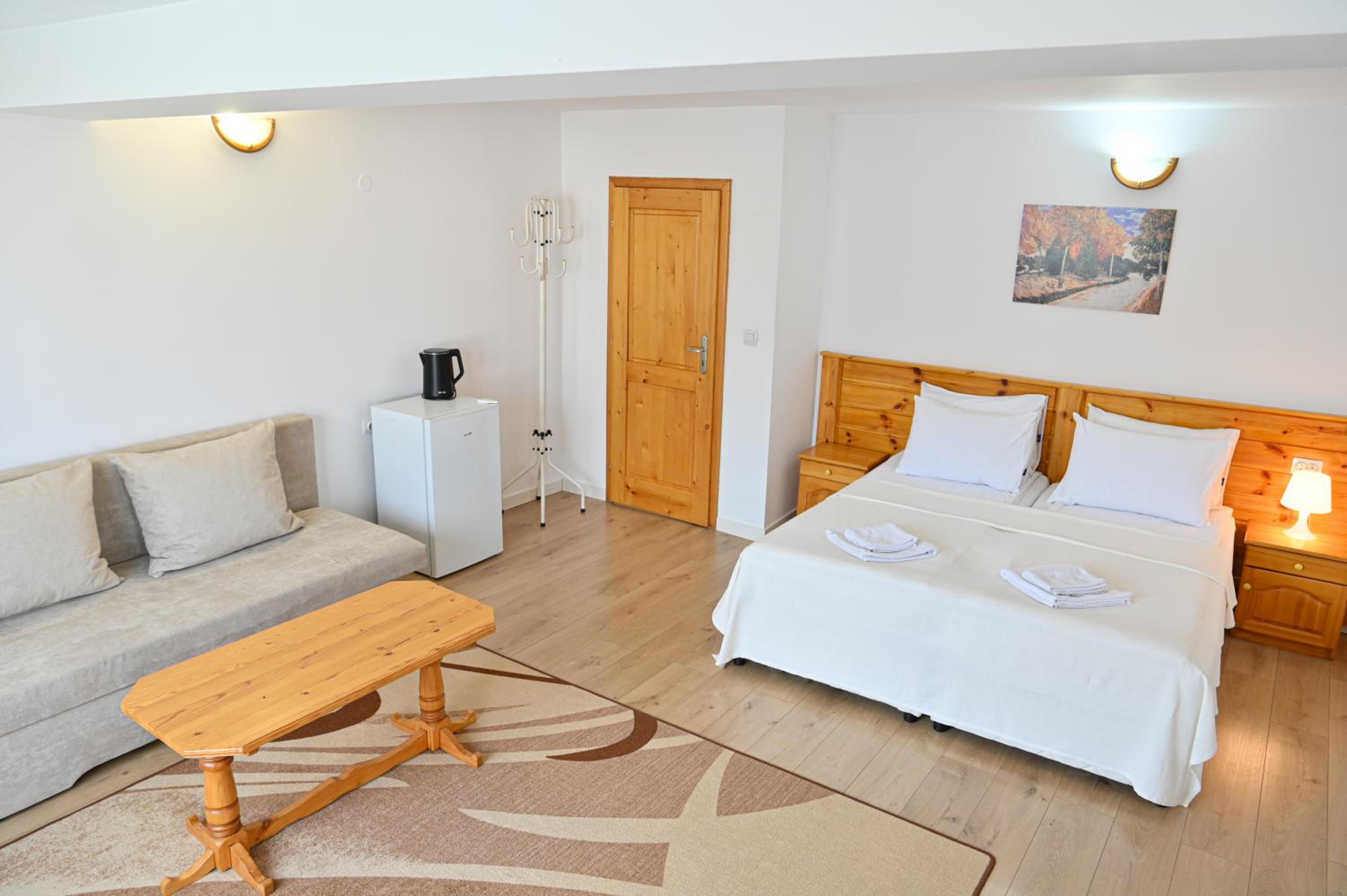 Guest House 7