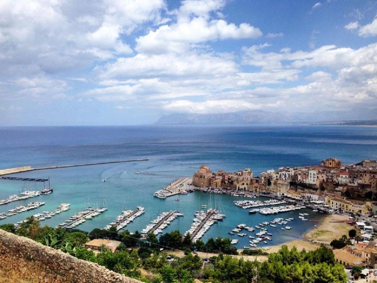 Sul mare, aria condizionata, Wi-Fi, parcheggio view 4