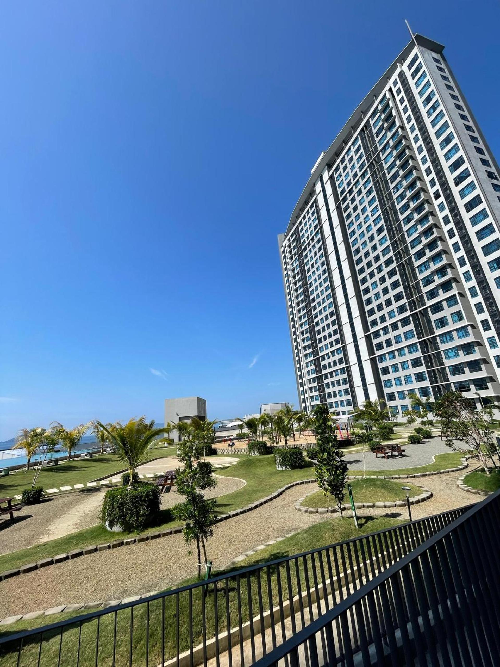 Jesselton Quay by Peach 2BR CityView High Floor photo 1