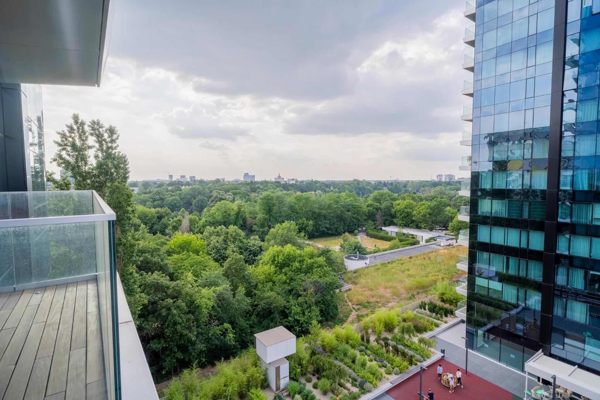 One Mircea Eliade Apartments with City & Park Views view 2