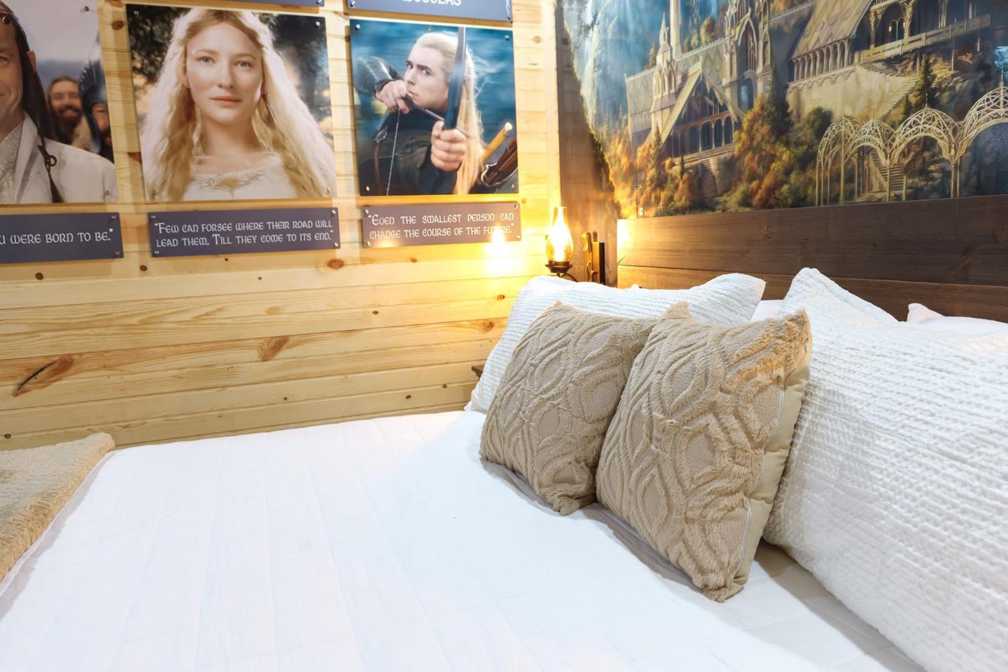 Gandalf's Getaway - Themed, Indoor 80 Degree Pool, Theater, & Arcade view 4