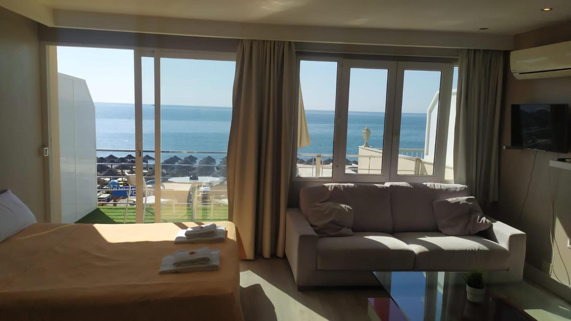 Carihuela Beach Apartamentos