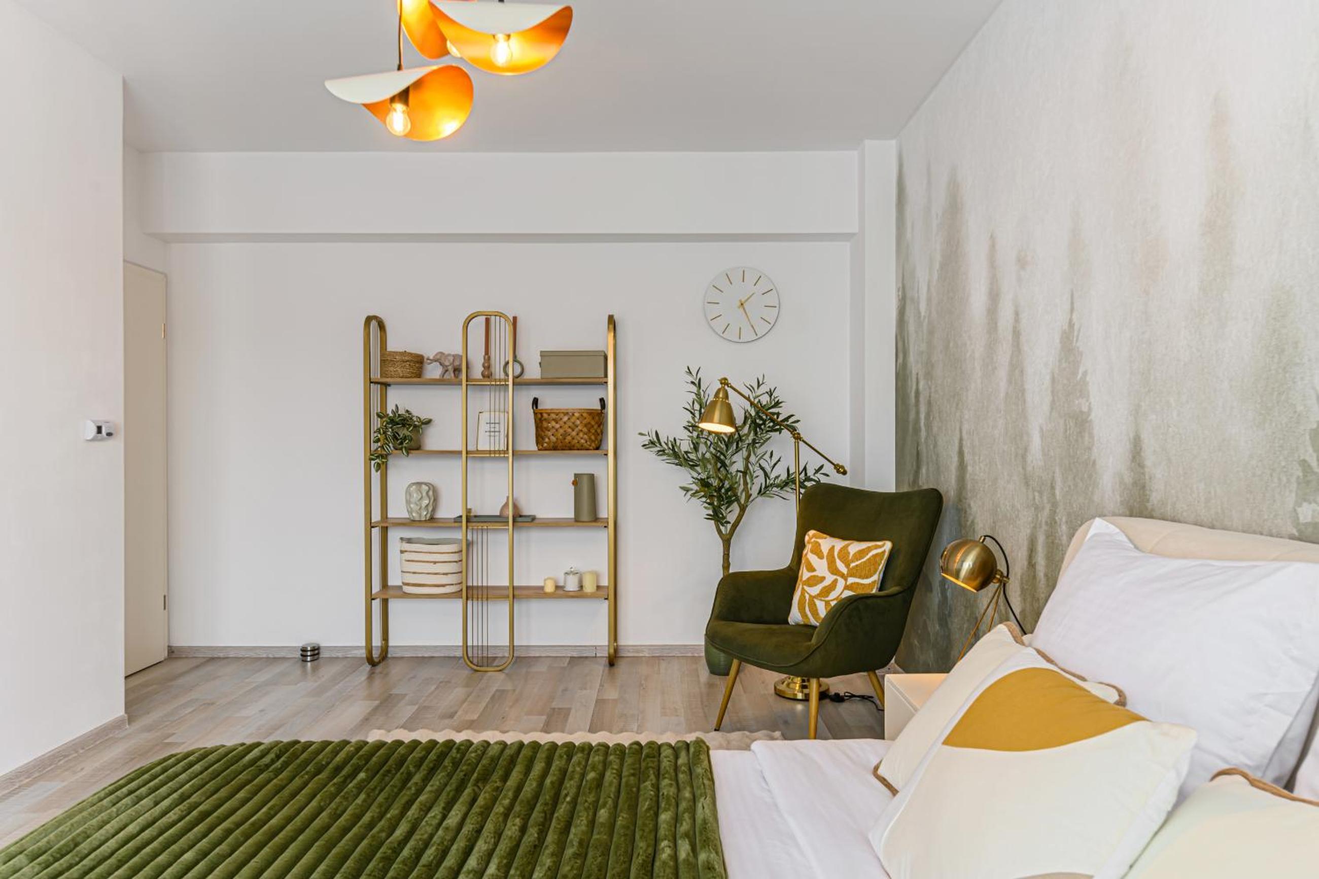 Evergreen Escape Apartment Coresi view 4
