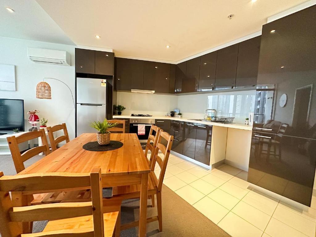 Southbank Family Urban Spacious 2BR