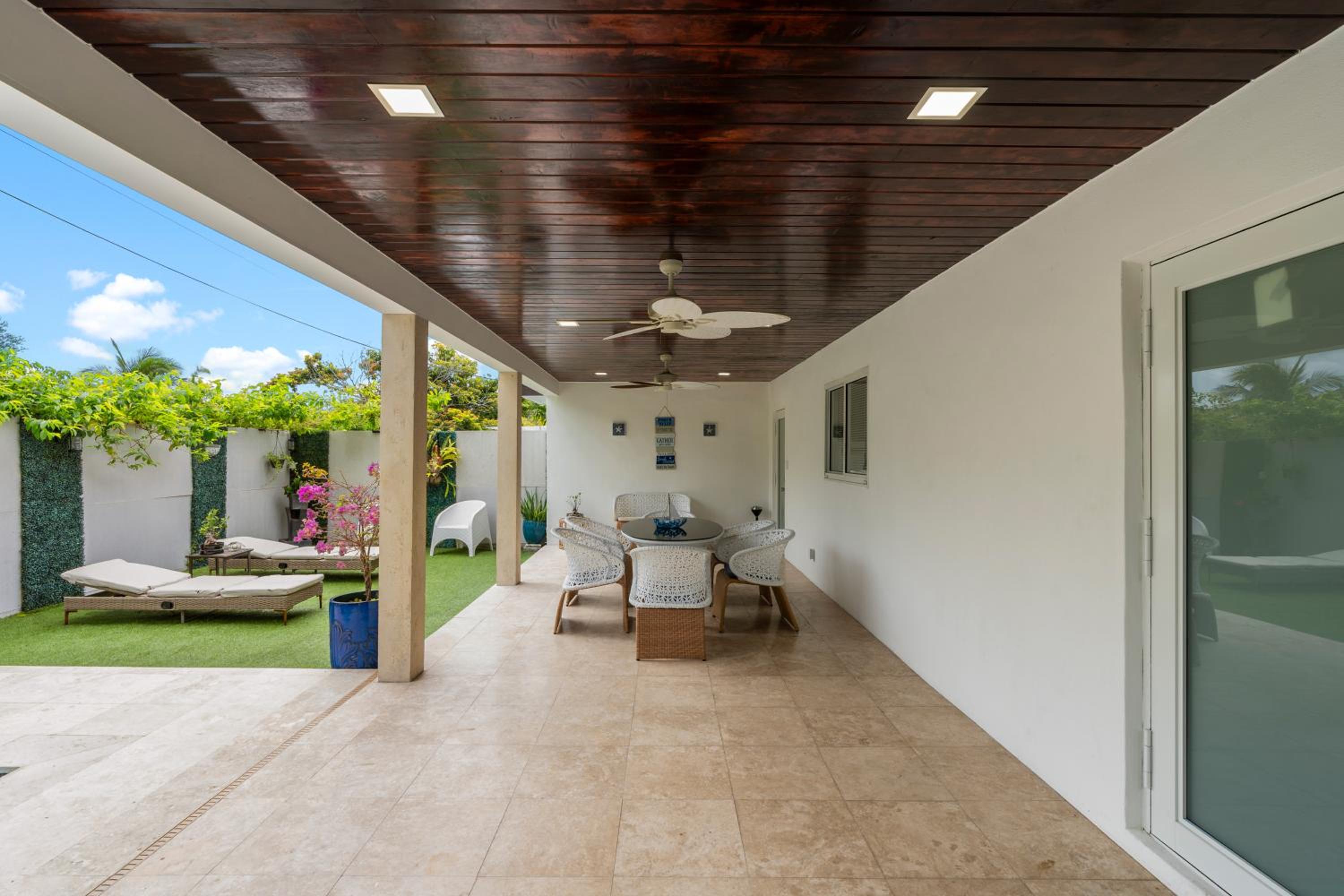 D'Mauchi House