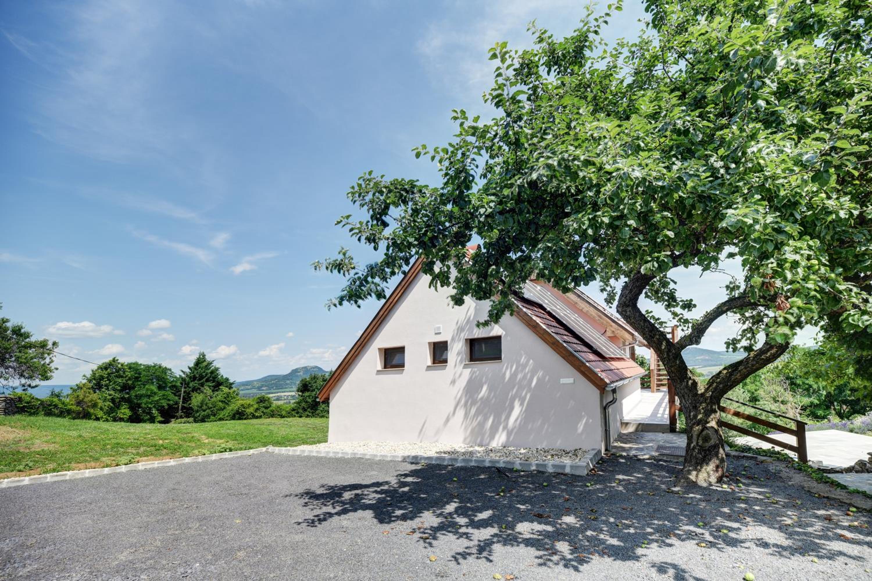 Villa Viano view 2