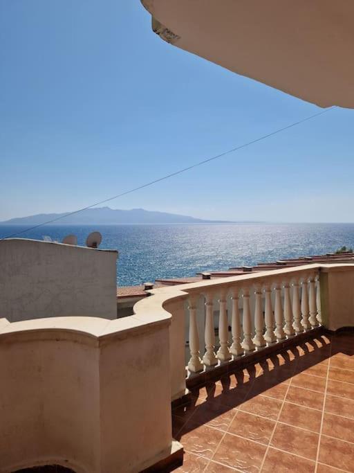 Flat with amazing view on sea