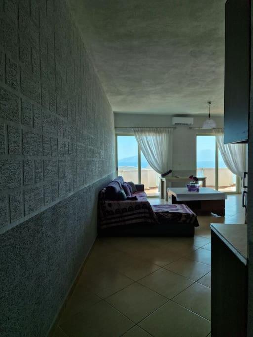 Flat with amazing view on sea