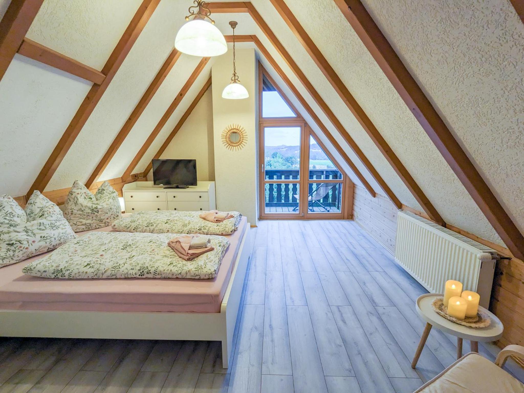 B8 Urlaubsmagie Bergsteigerwohnung mit Balkon mit Aussicht aufs Elbsandsteingebirge