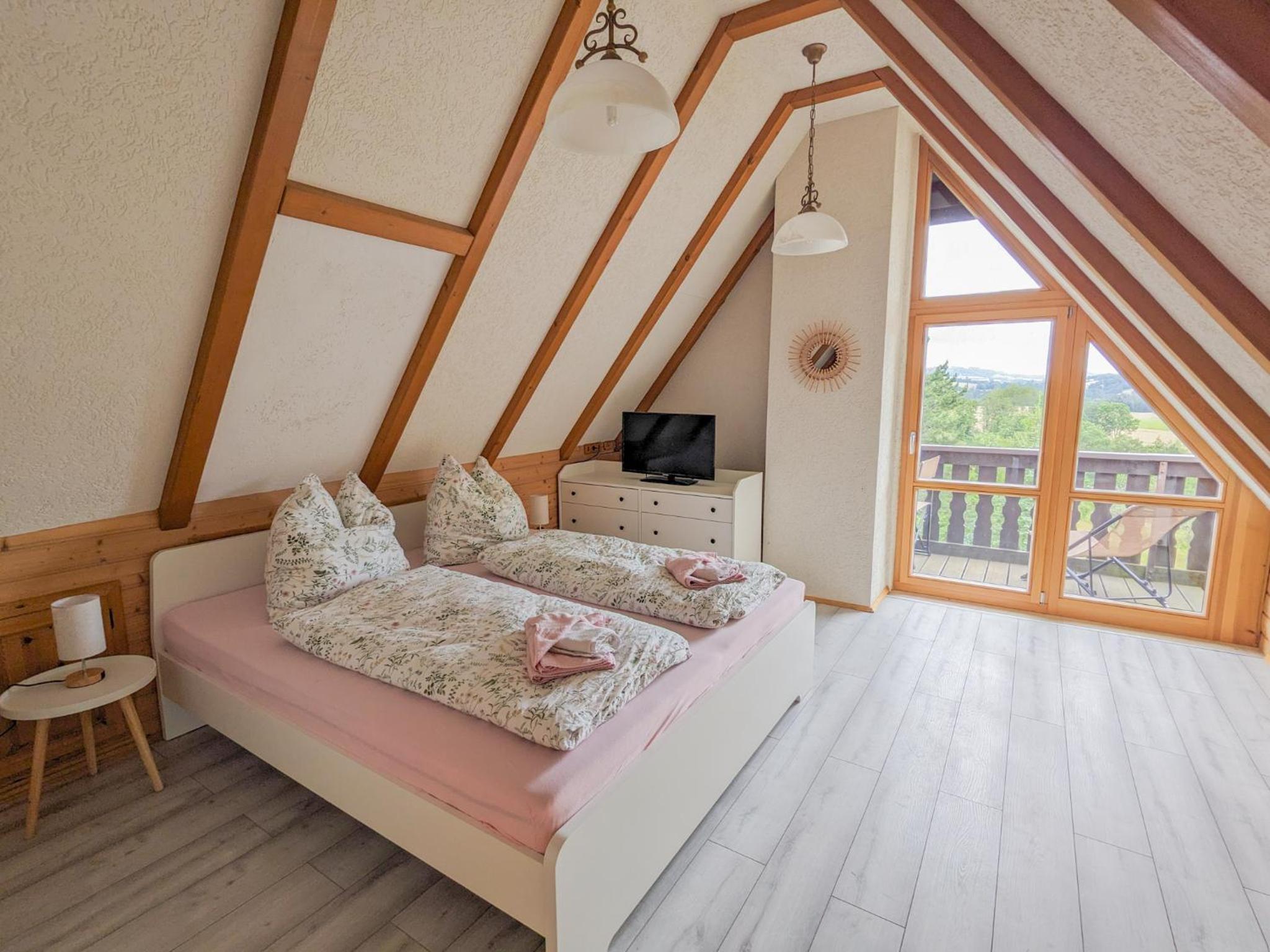 B8 Urlaubsmagie Bergsteigerwohnung mit Balkon mit Aussicht aufs Elbsandsteingebirge