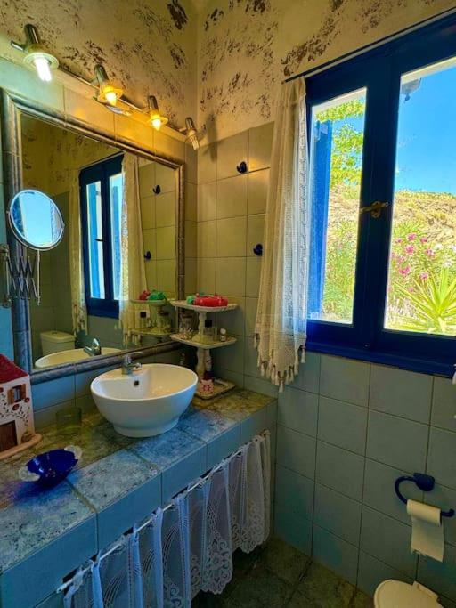 Oceanis Cycladic House in Andros view 5