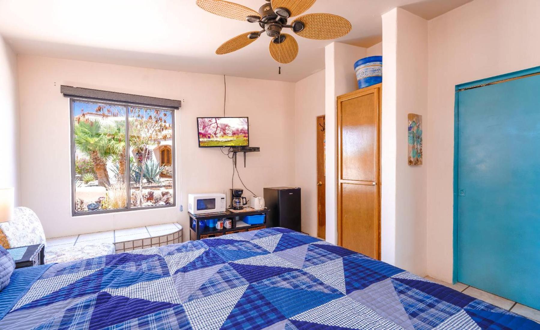Casita Playa Azul - El Dorado Ranch Studio Rental view 5