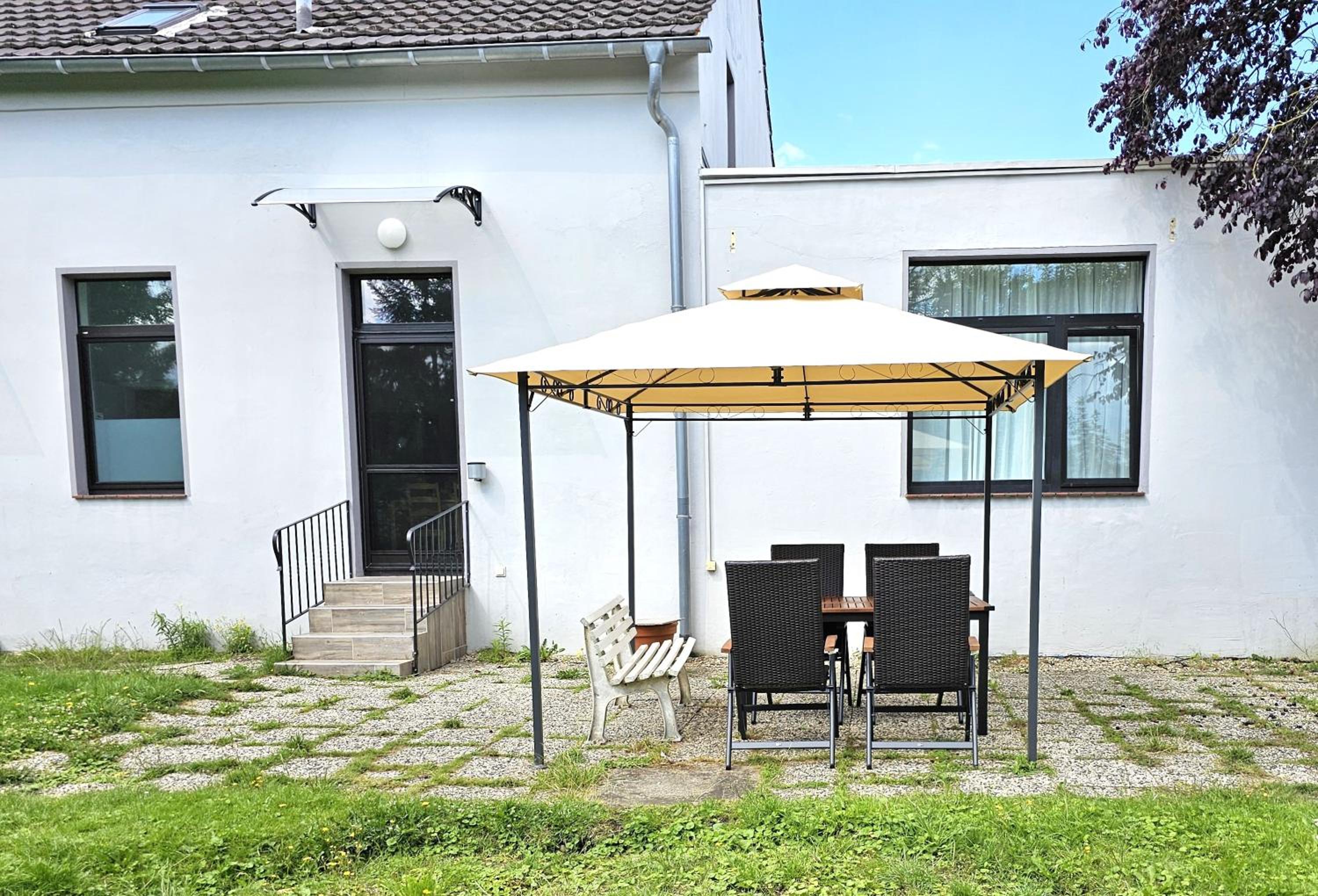 Airport Messe Apartments