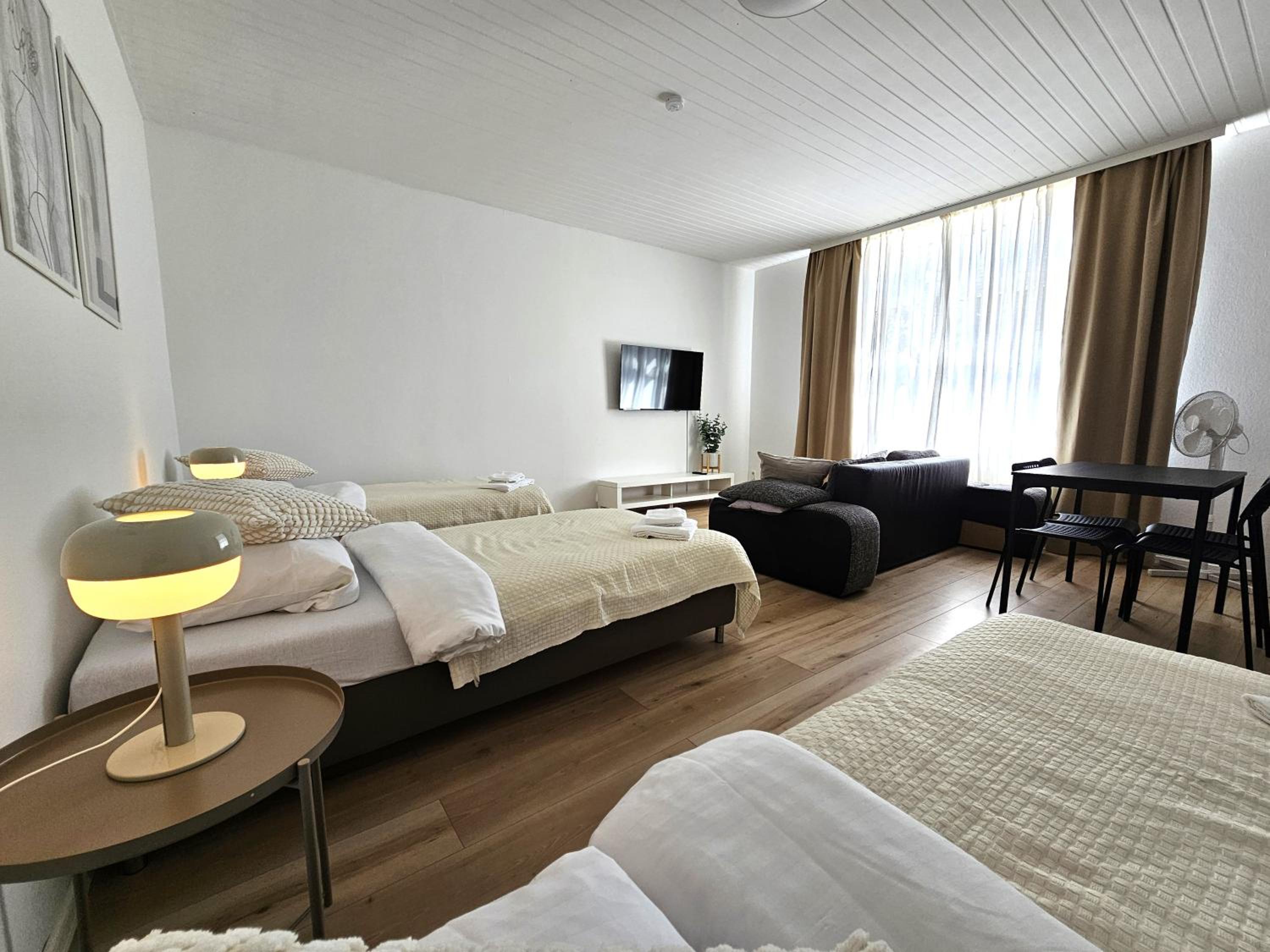 Airport Messe Apartments