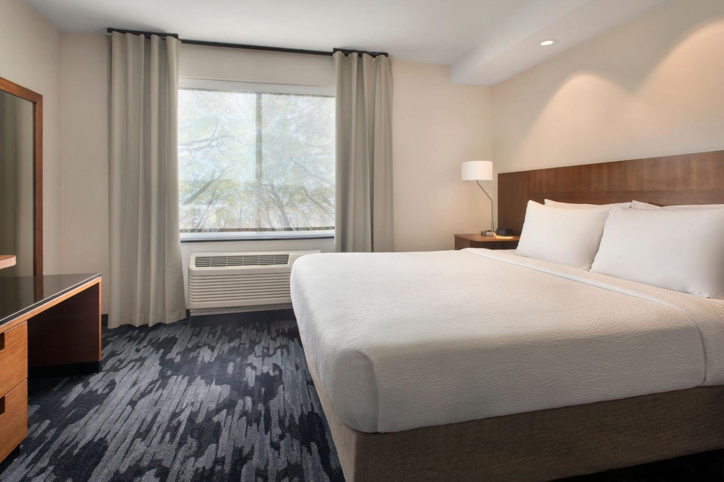 Watertown Vacations - Fairfield Inn Suites by Marriott Watertown Thousand Islands - Property Image 9