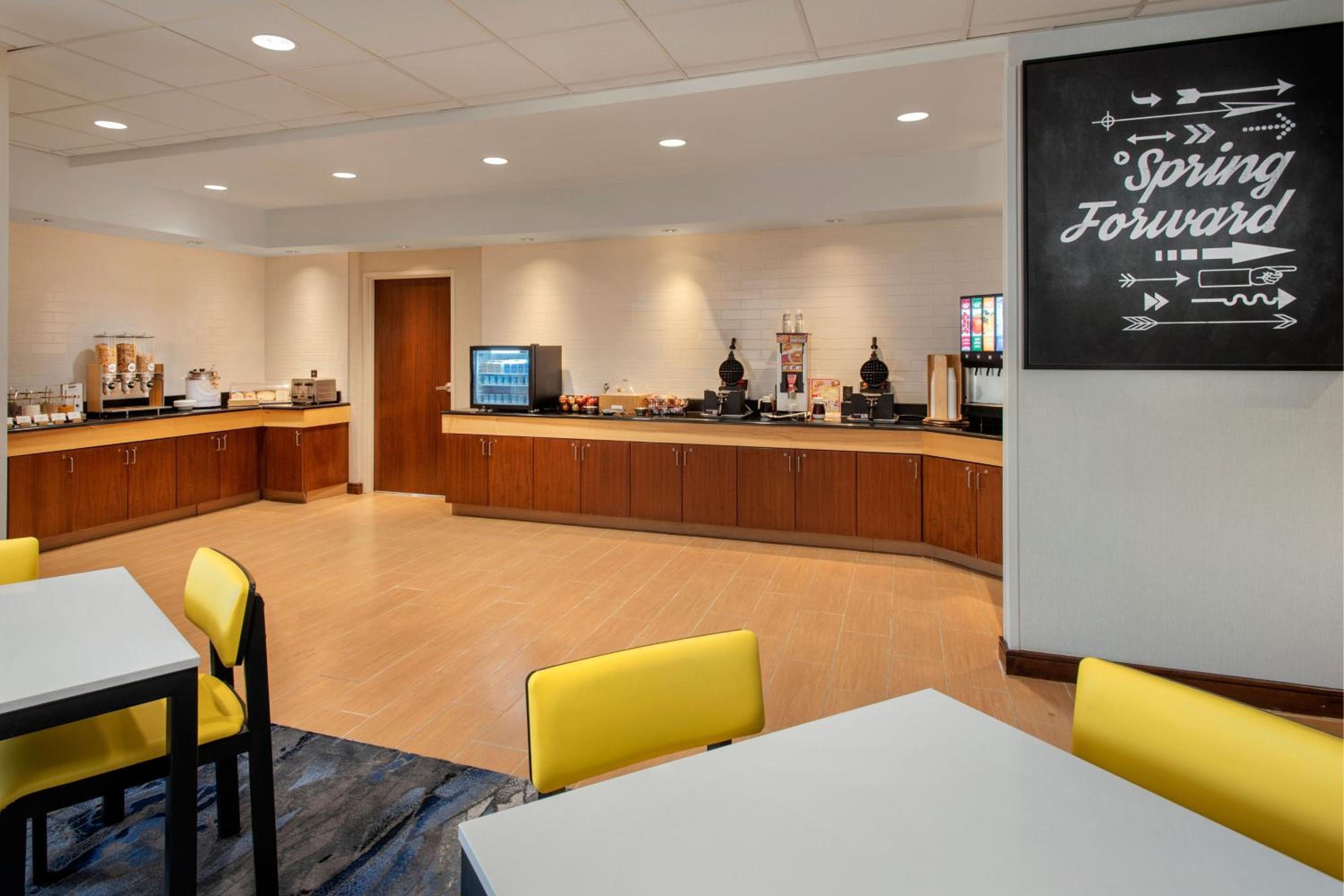 Watertown Vacations - Fairfield Inn Suites by Marriott Watertown Thousand Islands - Property Image 3