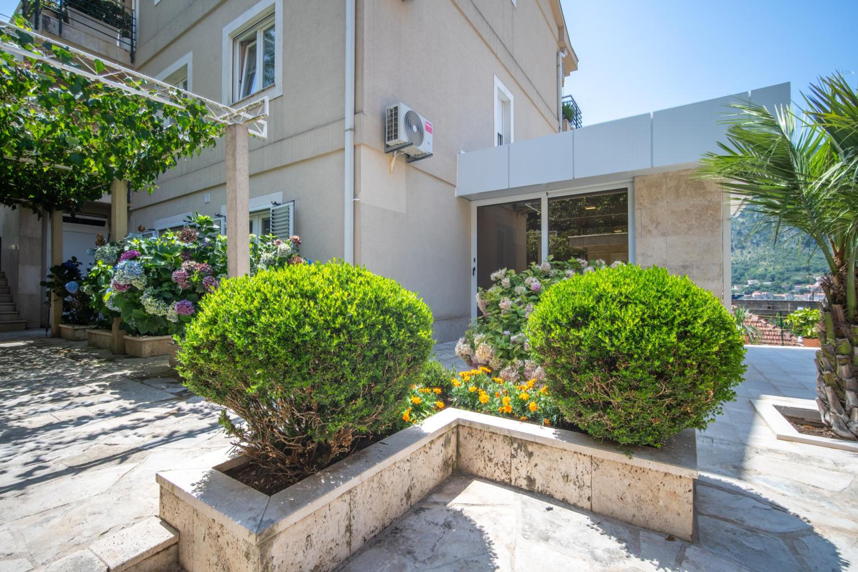 Palma Apartments