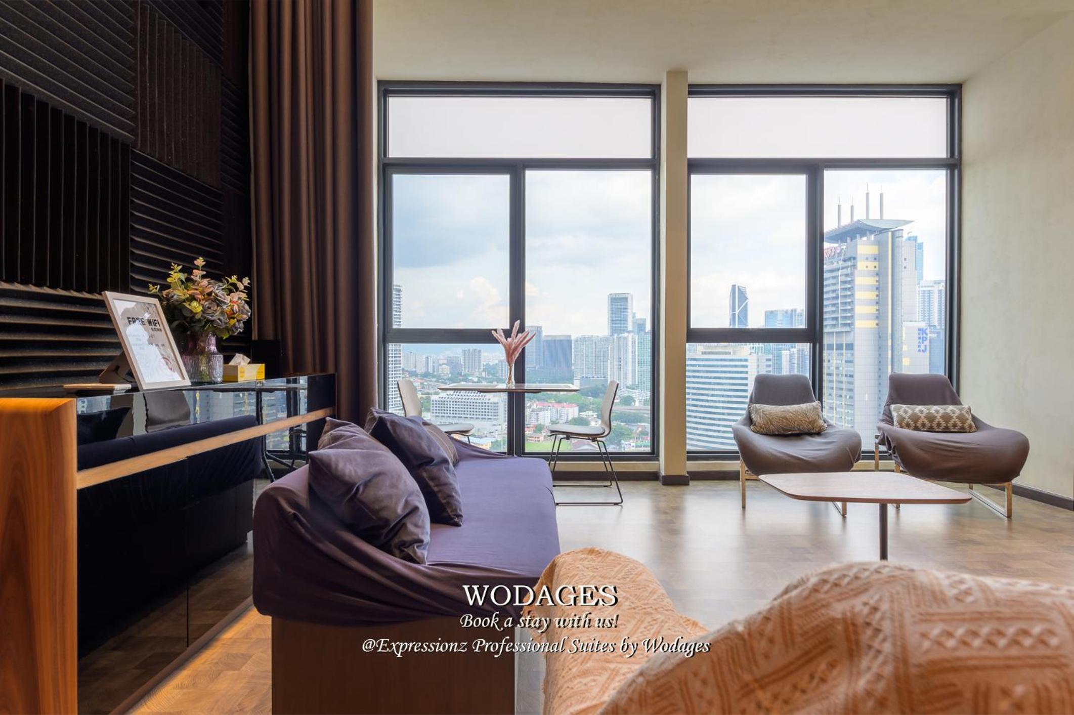 Expressionz KLCC by Wodages
