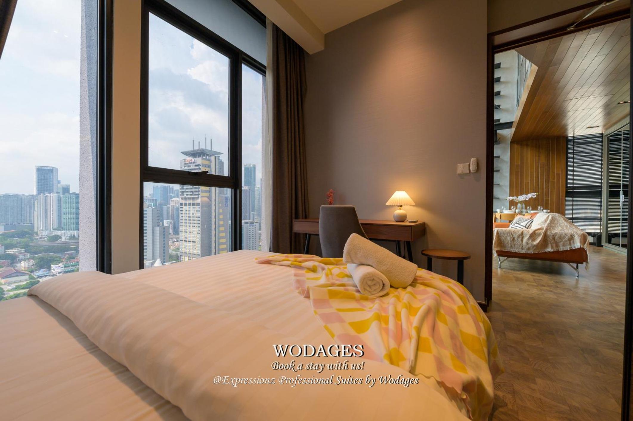 Expressionz KLCC by Wodages