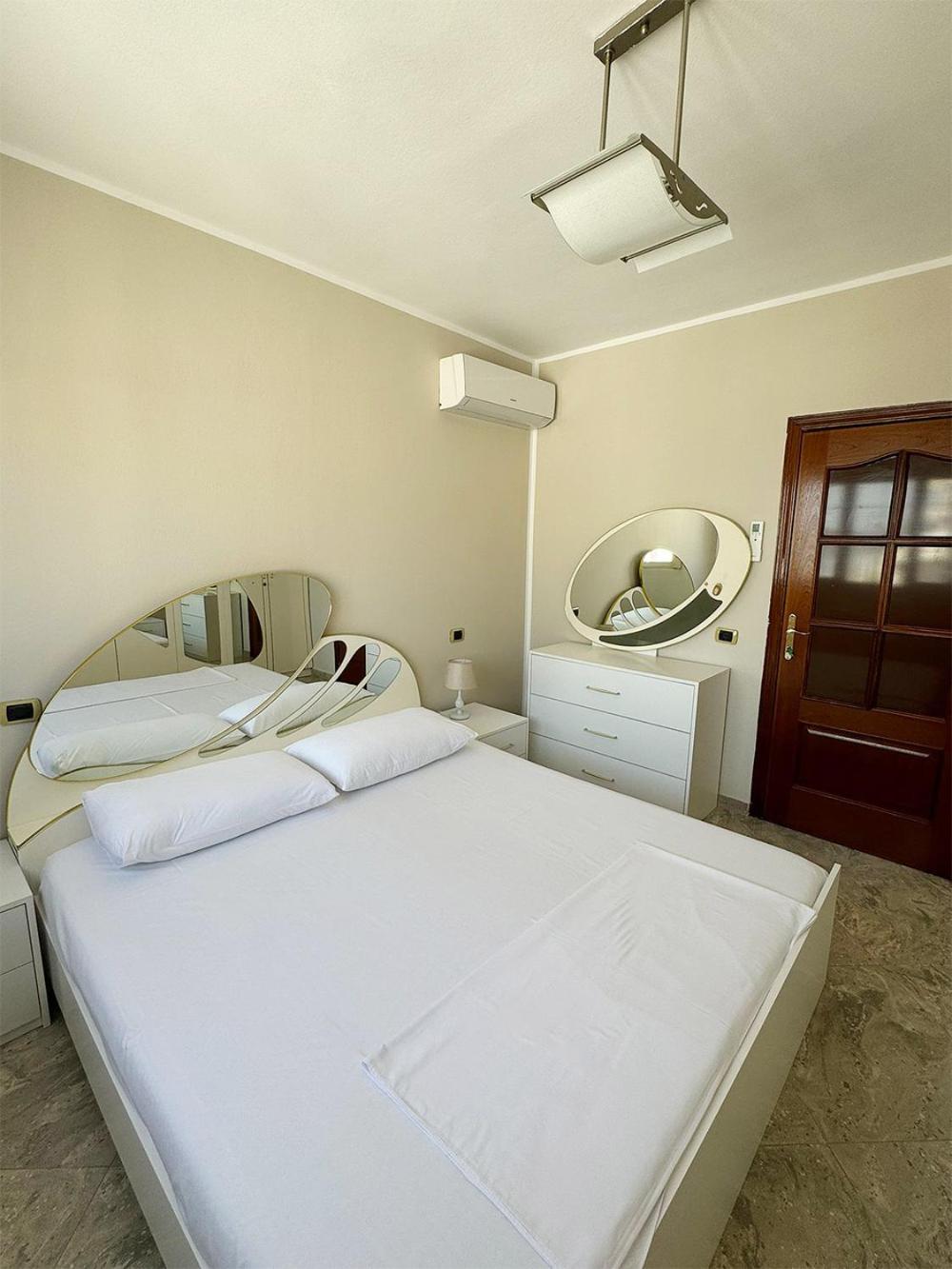 Mona Seaside Full-View Apartments