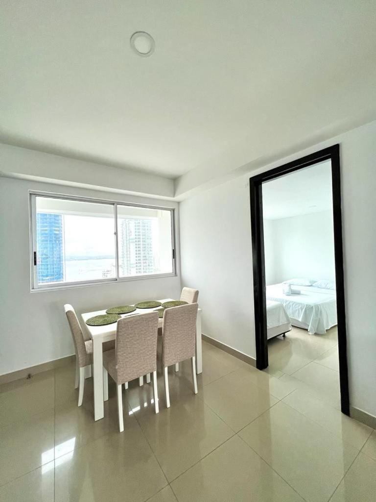 Palmetto 2704- Hermosa Vista Al Mar- Cartagena,Colombia